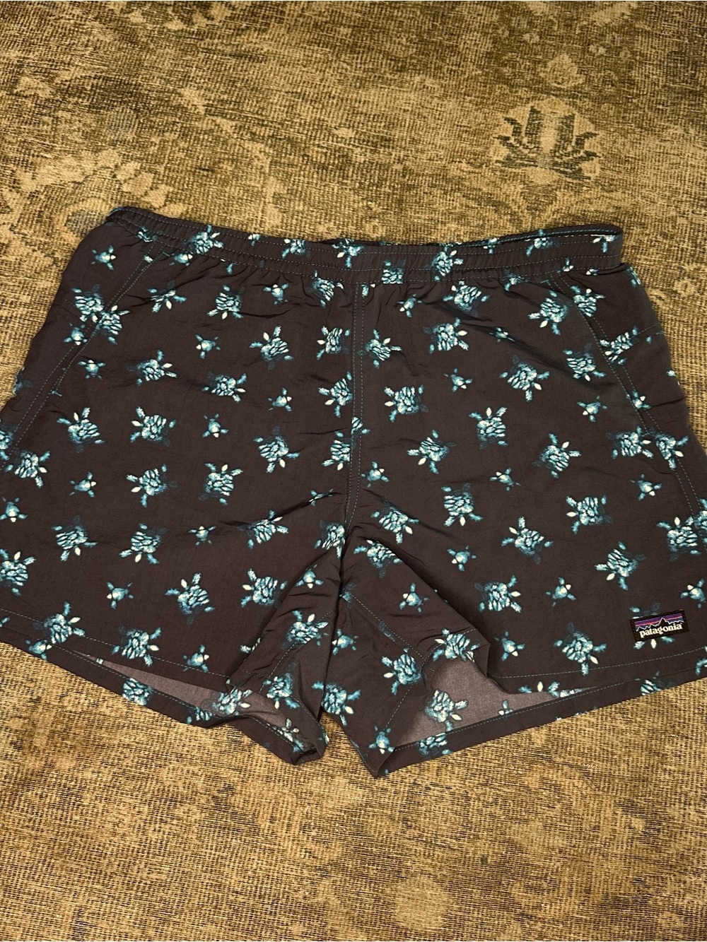 NWT Patagonia Women’s Baggies Shorts 5” Quick Dry Sea Turtle Size M - Picture 2 of 11